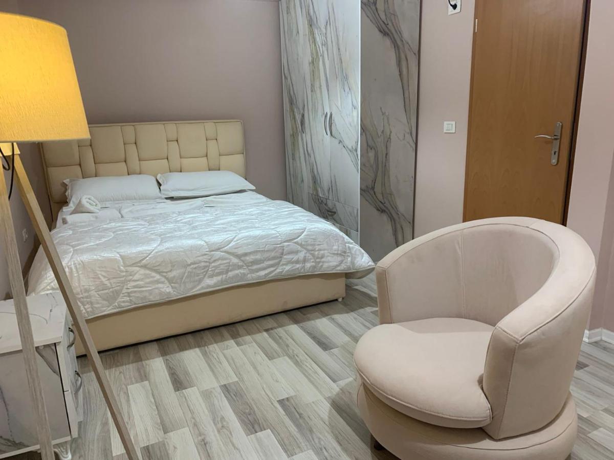 Two Bedroom Villa Тирана Екстериор снимка